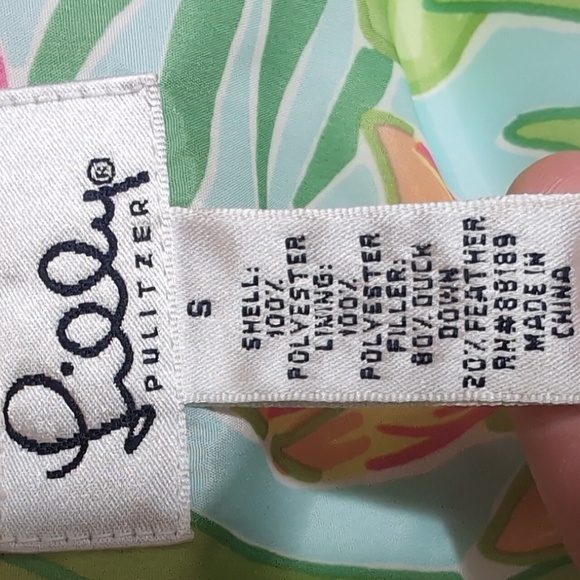 Lilly Pulitzer Down Puffer Vest Tropical Floral Lining Size Small Coral Orange - Picture 3 of 10
